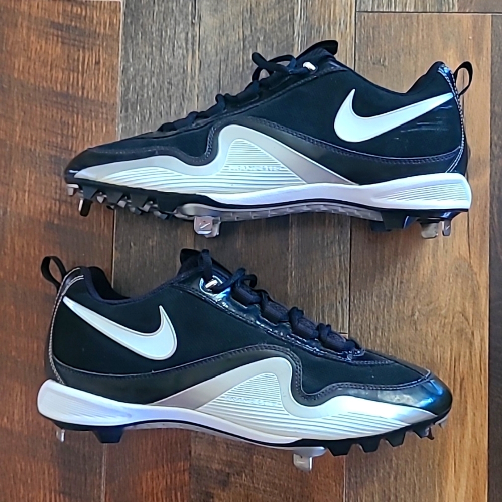 NIKE Mens Slasher Metal Baseball Cleats